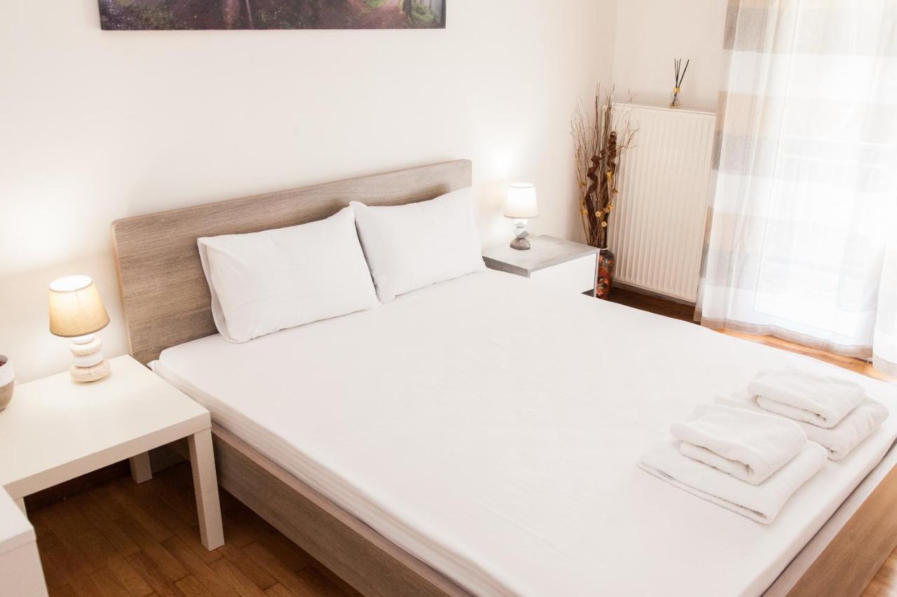 Cozy Apartment Near Stavros Niarchos Park Атина Екстериор снимка