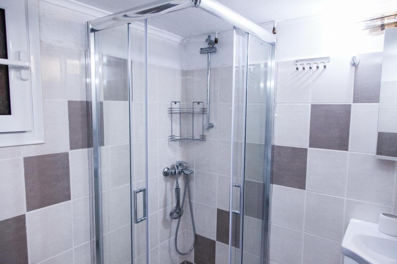 Cozy Apartment Near Stavros Niarchos Park Атина Екстериор снимка