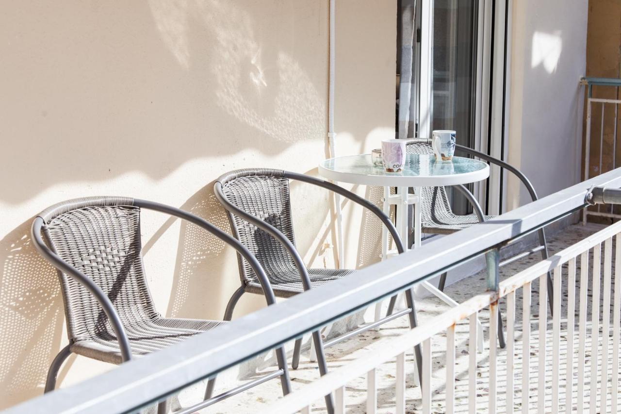 Cozy Apartment Near Stavros Niarchos Park Атина Екстериор снимка