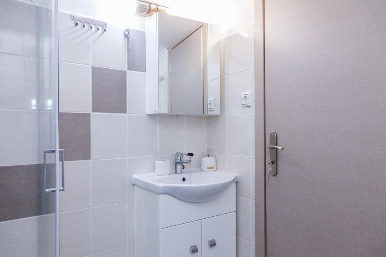 Cozy Apartment Near Stavros Niarchos Park Атина Екстериор снимка